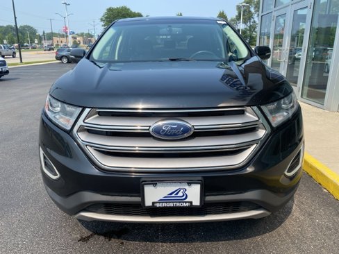 Used 2017 Ford Edge Titanium w/ Technology Package image 2