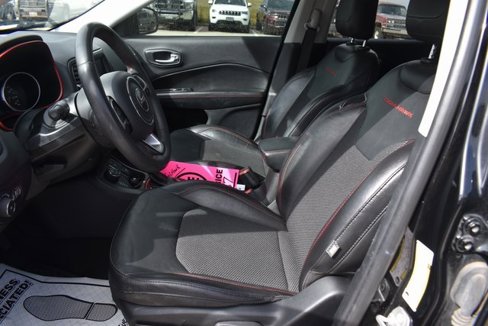Used 2021 Jeep Compass Trailhawk image 14