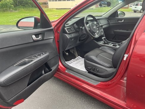 Used 2018 Kia Optima S image 8
