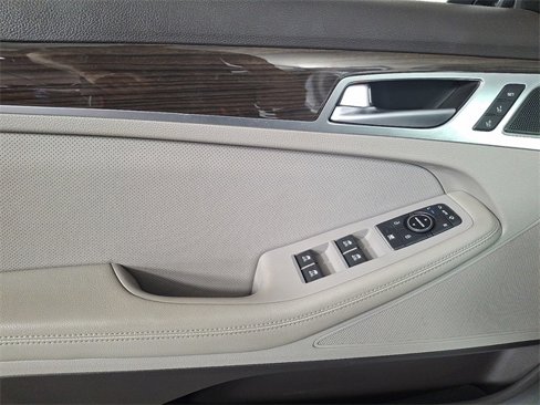 Used 2017 Genesis G80 3.8 w/ Option Group 02 image 15