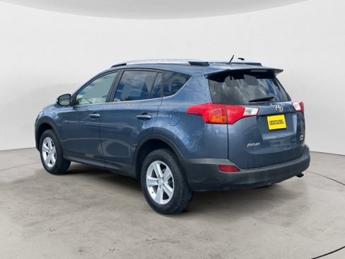 Used 2013 Toyota RAV4 XLE image 8
