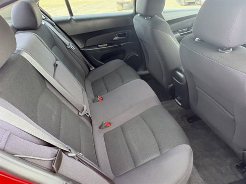 Used 2014 Chevrolet Cruze LT image 36