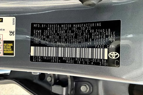 Used 2024 Toyota Corolla LE image 31