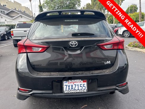 Used 2017 Toyota Corolla iM image 5