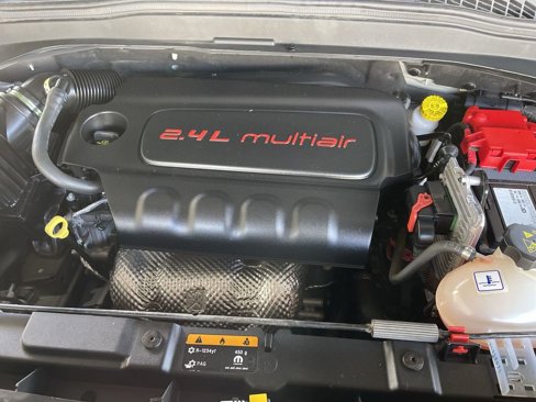 Used 2020 Jeep Renegade Latitude w/ Cold Weather Group image 28