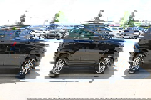 Certified 2022 Jeep Compass Latitude image 6