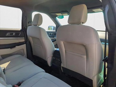 Used 2018 Ford Explorer XLT w/ Equipment Group 201A image 21