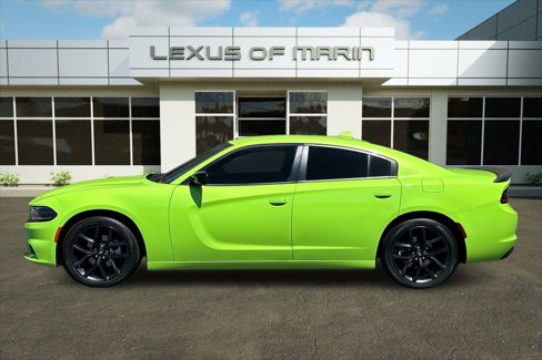 Used 2023 Dodge Charger SXT w/ Blacktop Package image 2
