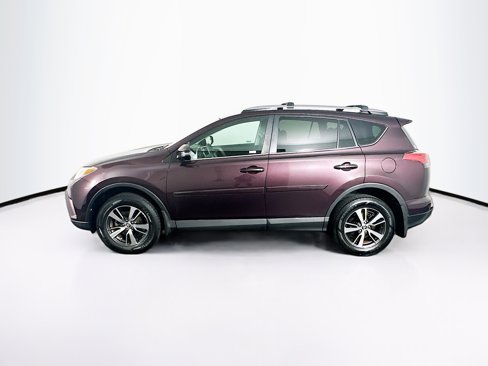 Used 2017 Toyota RAV4 XLE image 4