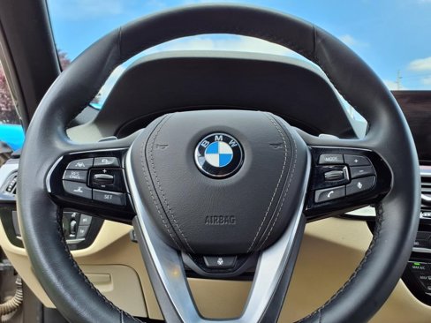 Used 2019 BMW 530i xDrive image 23