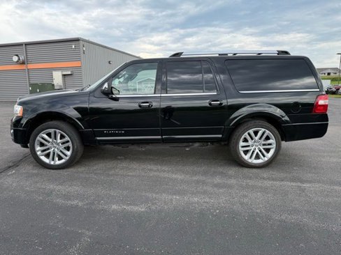Used 2017 Ford Expedition Max Platinum image 3