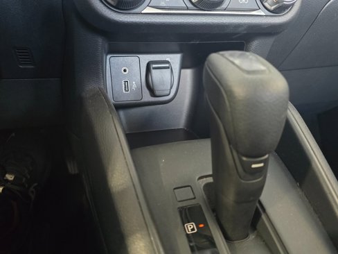 Used 2023 Nissan Versa S image 20