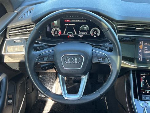 Used 2021 Audi Q8 Premium Plus w/ Premium Plus Package image 24