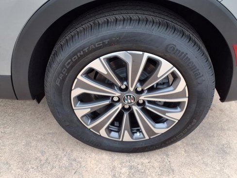 New 2025 Buick Envision Preferred image 9