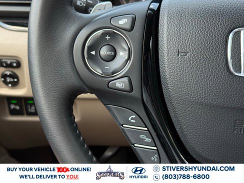 Used 2017 Honda Pilot Touring image 37