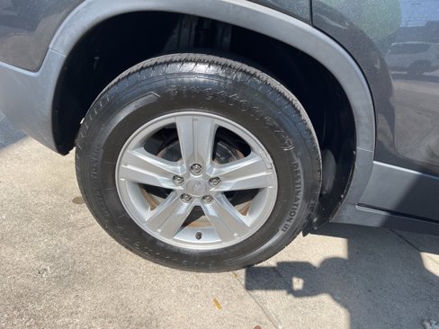 Used 2019 Chevrolet Trax LS w/ Tint and Cruise Package image 13