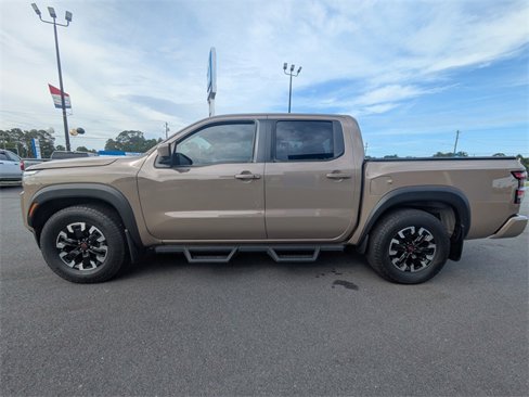 Used 2022 Nissan Frontier Pro-X image 7
