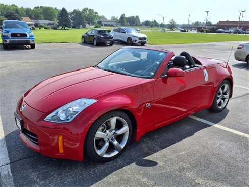 Used 2006 Nissan 350Z Touring image 7