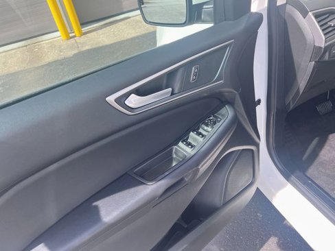 Used 2023 Ford Edge SEL w/ Convenience Package image 22