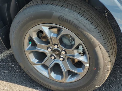 New 2025 Ford Maverick XLT image 9