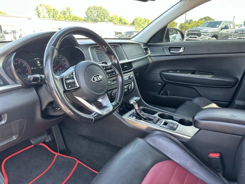 Used 2020 Kia Optima SX image 32