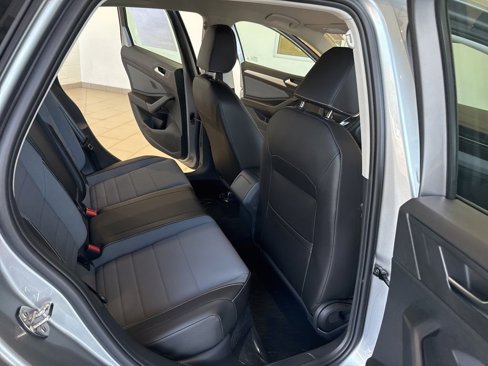 New 2025 Volkswagen Jetta SE image 13