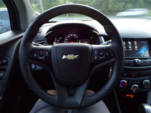 Used 2017 Chevrolet Trax LT image 33