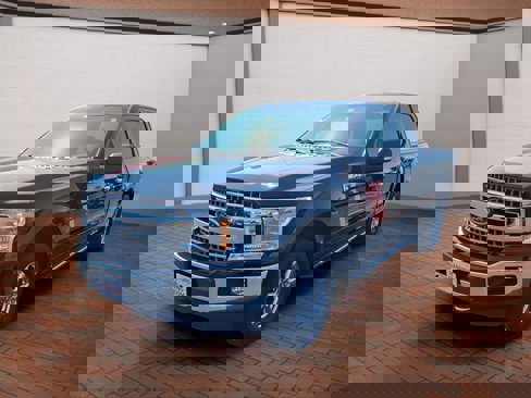 Used 2018 Ford F150 XLT w/ Equipment Group 302A Luxury image 4