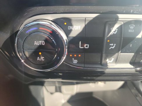 New 2025 Chevrolet Trax LT image 25