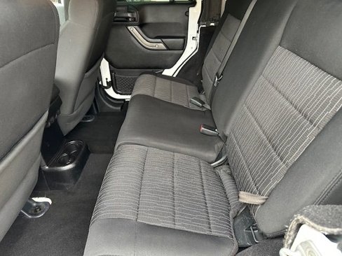 Used 2012 Jeep Wrangler Unlimited Sport image 18
