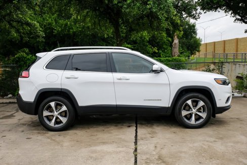 Used 2021 Jeep Cherokee Limited image 15