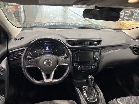 Certified 2022 Nissan Rogue Sport SV image 8