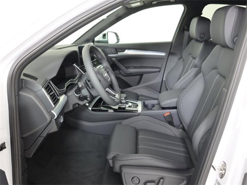 Used 2025 Audi Q5 2.0T Premium Plus image 12