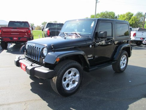 Used 2015 Jeep Wrangler Sahara w/ Connectivity Group image 9