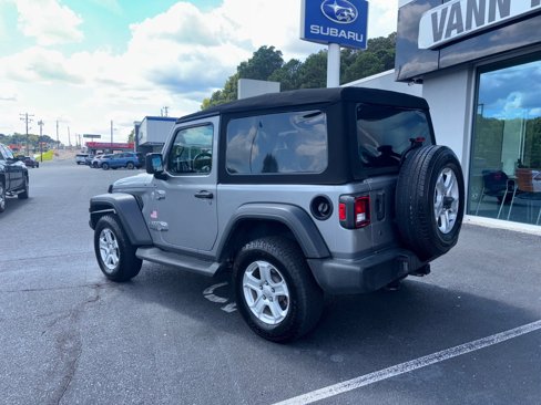 Used 2018 Jeep Wrangler Sport image 2