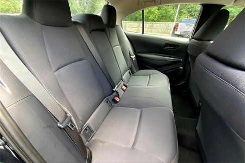 Used 2024 Toyota Corolla LE image 25