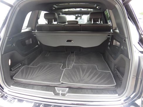 Used 2024 Mercedes-Benz GLB 250 4MATIC image 33