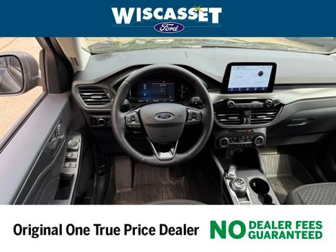 Used 2025 Ford Escape Active w/ Cold Weather Package image 7
