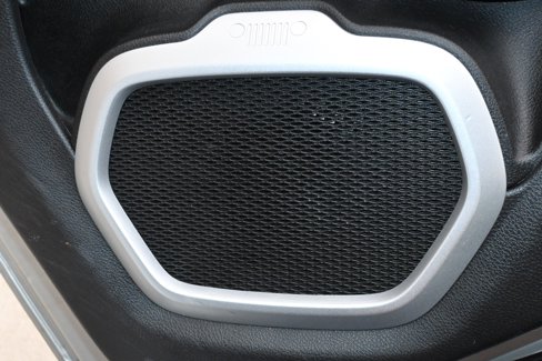 Used 2018 Jeep Renegade Latitude image 31