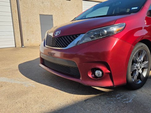 Used 2016 Toyota Sienna SE image 7