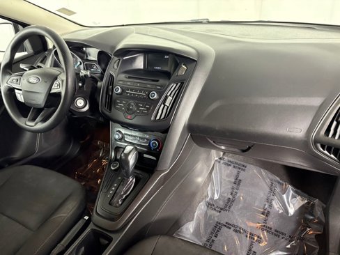 Used 2015 Ford Focus SE image 31