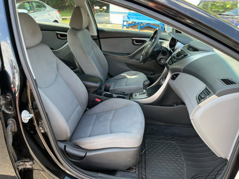 Used 2013 Hyundai Elantra GLS w/ Preferred Pkg image 16
