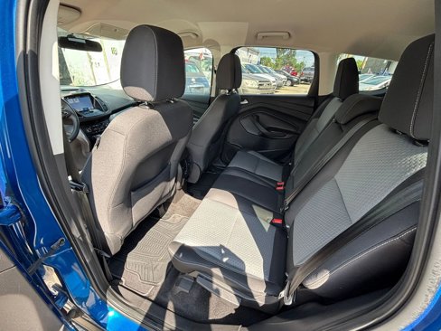 Used 2017 Ford Escape SE w/ Equipment Group 201A image 15