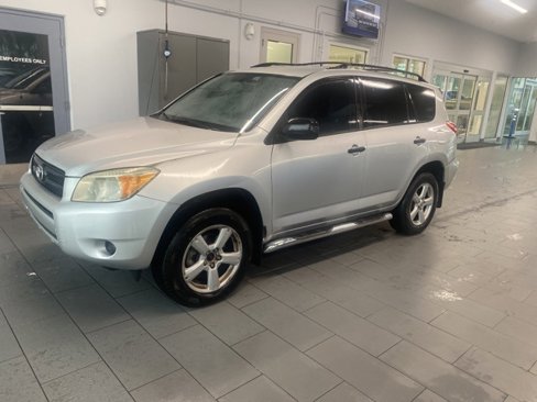 Used 2007 Toyota RAV4 2WD w/ 3rd Row image 1