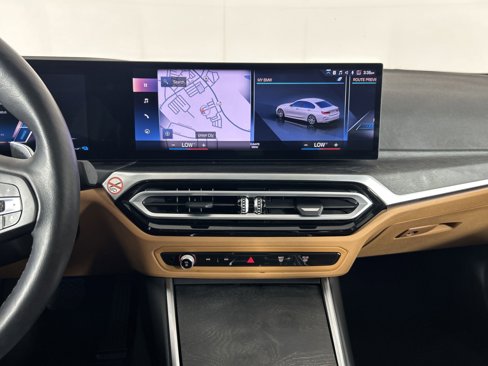 Used 2024 BMW 330e image 23