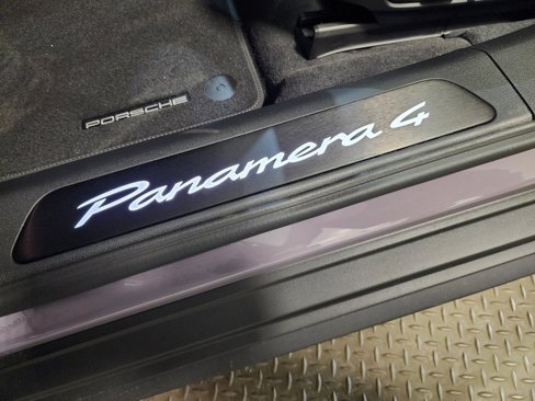 New 2025 Porsche Panamera 4 image 11