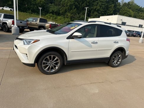 Used 2017 Toyota RAV4 Limited image 6