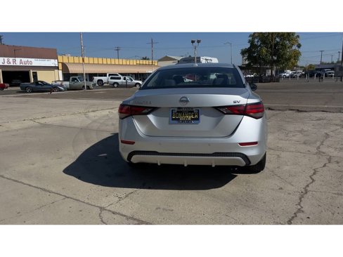 Used 2023 Nissan Sentra SV image 2