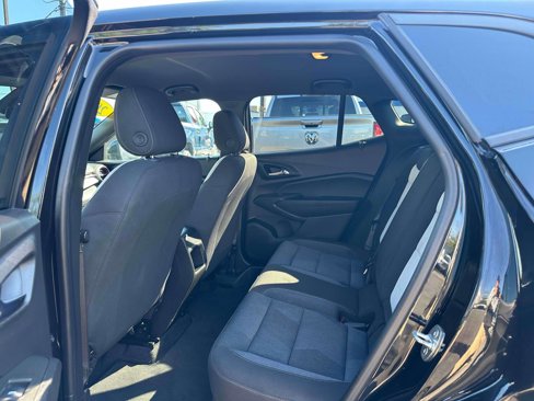 Used 2024 Chevrolet Trax RS image 11