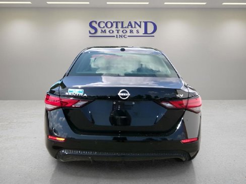 Used 2024 Nissan Sentra SV image 7
